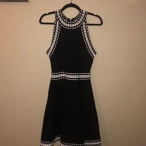 Black and while nylon dress